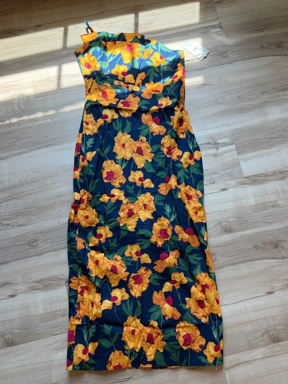 NWT Hyacinth House Margot Dress Floral Structured Chest Midi Navy Yellow Size S